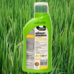 Течен обогатител за тревни килими 0.5л Лактофол