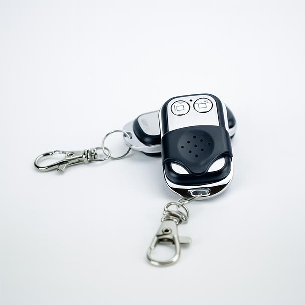 Дистанционно управление за генератор HY 3200SEi 2 бр Hyundai е за инверторния генератор HY 3200SEi. С тях стартирането и спирането на генератора става лесно