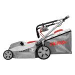 Косачка електрическа IKRA IERM 1638 1600W е създадена за хора, които държат на прецизността и удобството при поддръжка на тревните площи. Със своята мощност